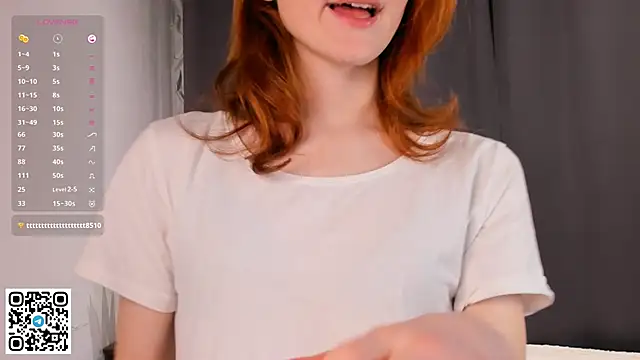 Stripchat cam girl DarelleBeam