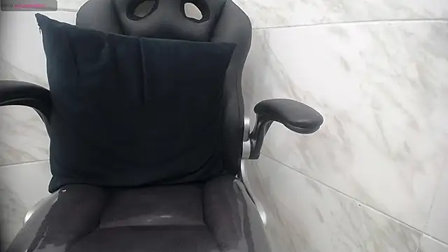 Stripchat cam girl kairadayamai