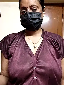 Stripchat cam girl zaritha77