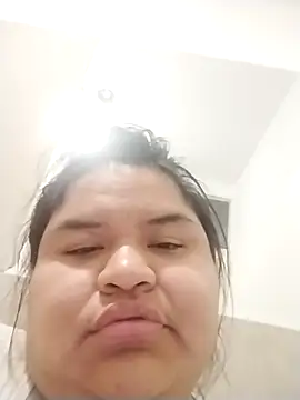 Stripchat cam girl GabrielaxxO