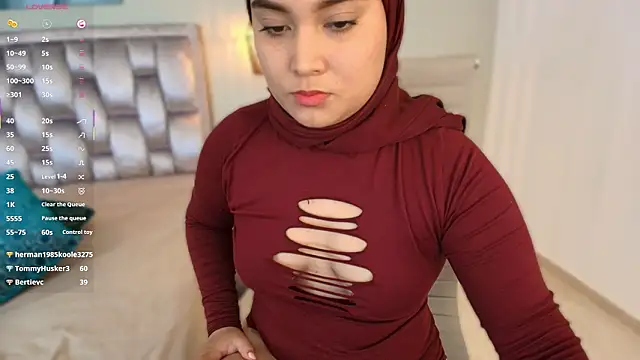 Stripchat cam girl Habi_arabic