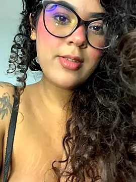 Stripchat cam girl CaroBeach