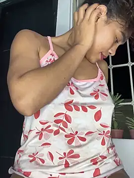 Stripchat cam girl Sophie-Latinafit