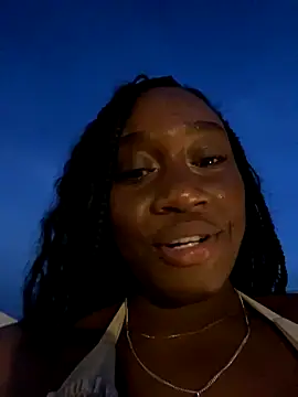 Stripchat cam girl EscorpiLeoncita