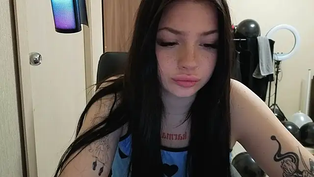 Stripchat cam girl LisaAndDenis