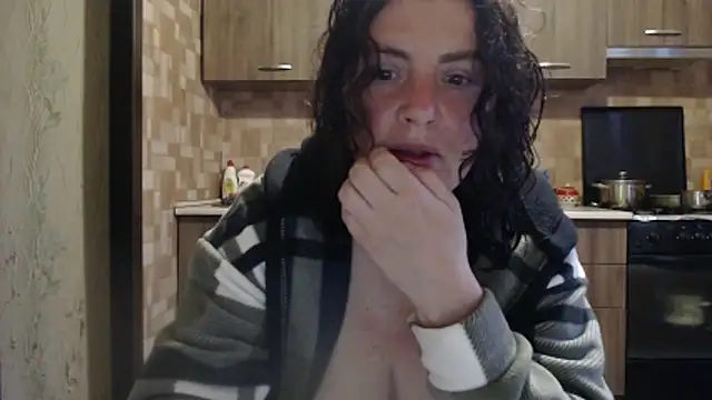Thumbnail of AlinaxJames - Stripchat live cam