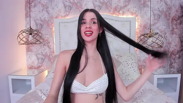 Stripchat cam girl ScarletMore