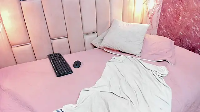 Stripchat cam girl ALYANNA_HOT_