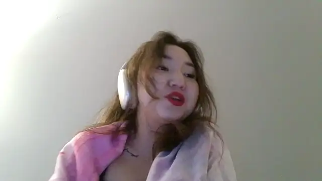 Stripchat cam girl AlishaKim_