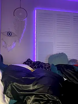 Stripchat cam girl macebby