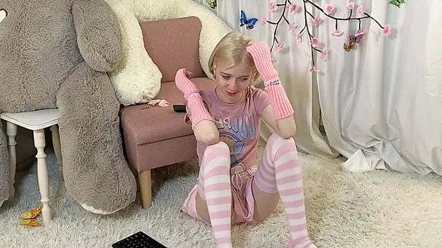 Stripchat cam girl ViollaBloom