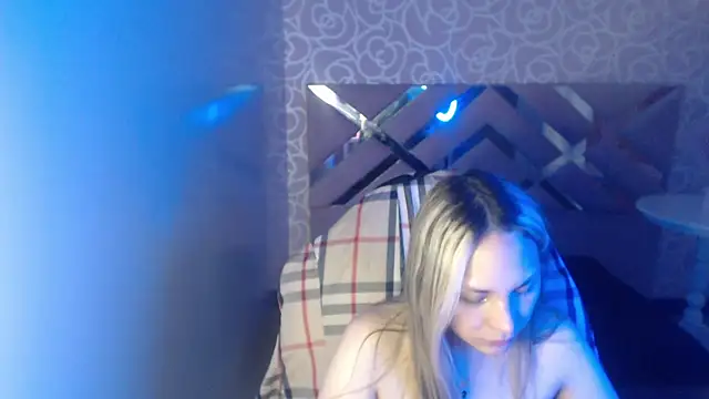 Stripchat cam girl orianafox_ch