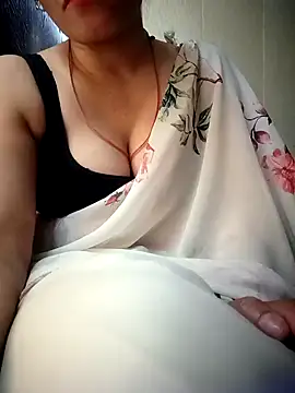 Stripchat cam girl Megna_143