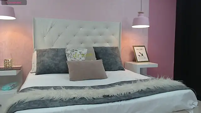 Stripchat cam girl JustinePerry