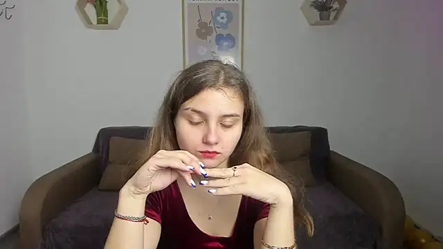 Stripchat cam girl ToriaLong