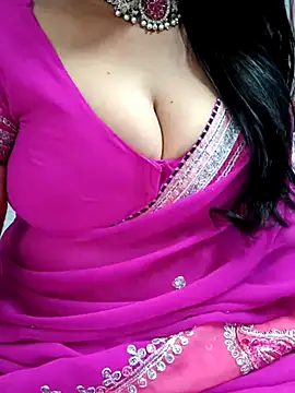 Stripchat cam girl Madhumitha90