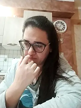 Stripchat cam girl Dolcecurvy