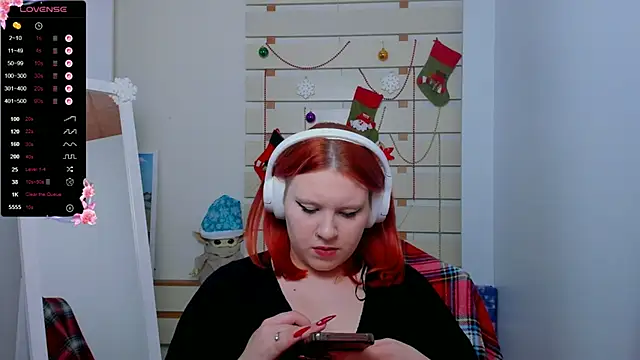 Stripchat cam girl FoxPlayXX