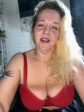 Stripchat cam girl JenniferCarmen