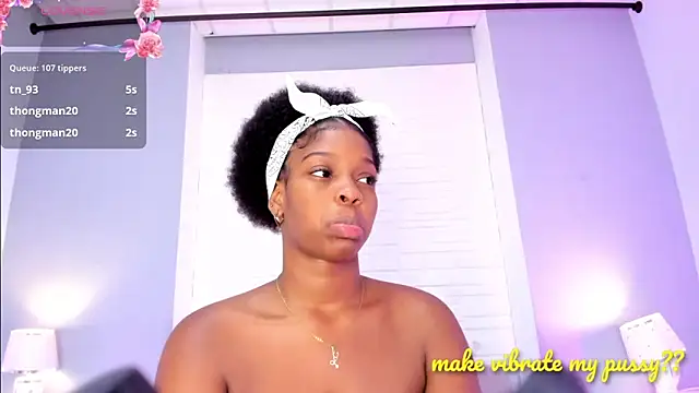 Stripchat cam girl MaraBacker