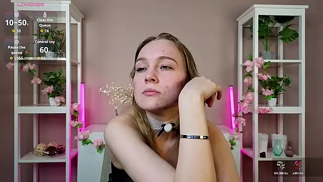 Stripchat cam girl VanessaLightDiamond