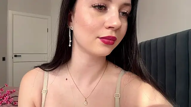 Thumbnail of Violeta_Sheps - Stripchat live cam
