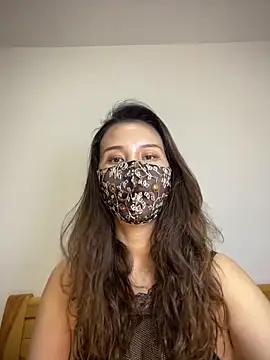 Stripchat cam girl yiyi78900