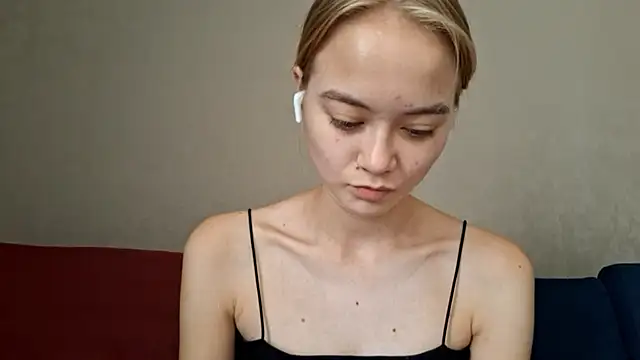 Stripchat cam girl ALISALISAAS