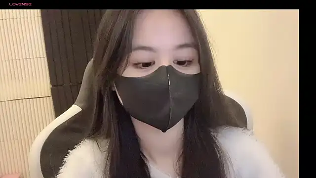 Stripchat cam girl xuly_26