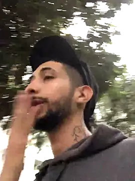 Stripchat cam girl hellbbboy