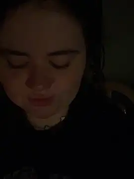 Thumbnail of SummerHoney - Stripchat live cam