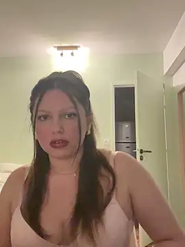 Thumbnail of Iris_yx - Stripchat live cam