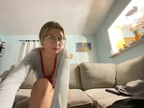 Stripchat cam girl Hatgirl69