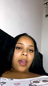 Stripchat cam girl Monique157