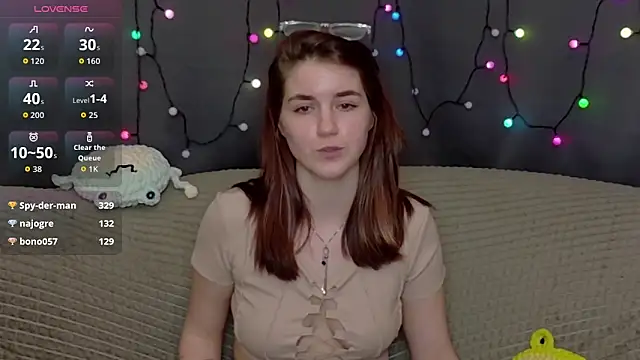 Stripchat cam girl ElzaBlis