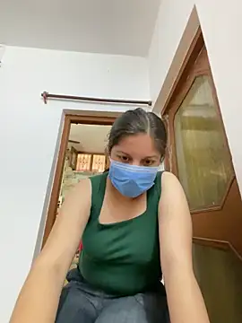 Stripchat cam girl riyaroy098