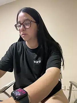 Stripchat cam girl dreiapad