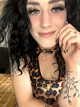 Stripchat cam girl inked-bitch
