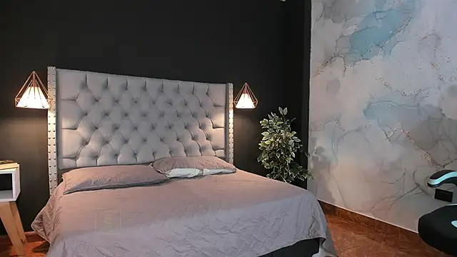 Stripchat cam girl Wheen_