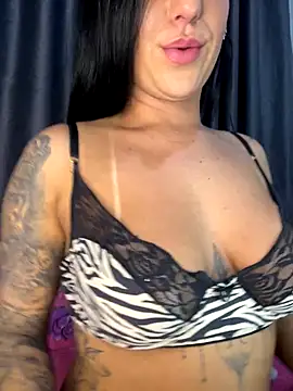 Stripchat cam girl TigrezaSC