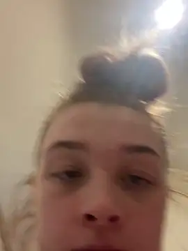 Stripchat cam girl Itzz_lolareign