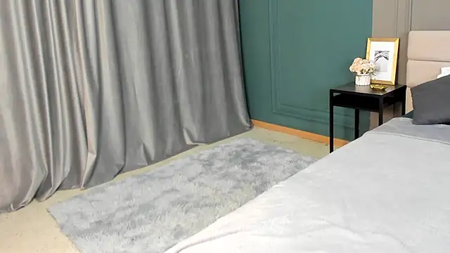 Stripchat cam girl Adele_Shy_