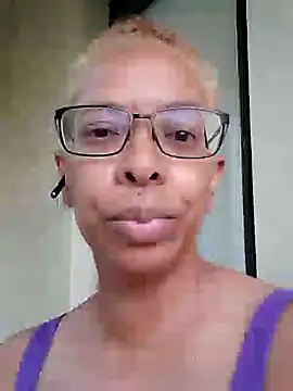 Stripchat cam girl CaramelDelight2x3