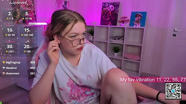 Stripchat cam girl Lexi_Minami