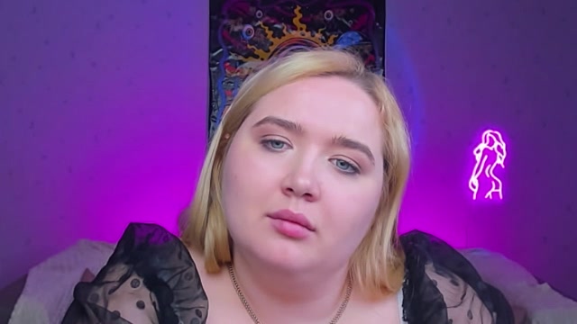 Stripchat cam girl MayaYupy