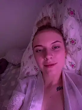 Stripchat cam girl SofiyaDream