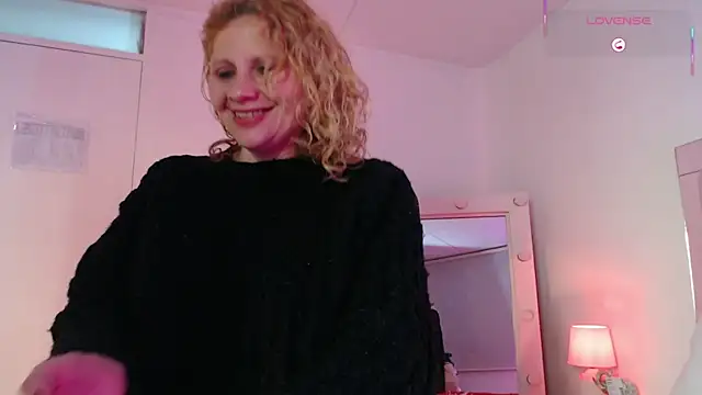 Stripchat cam girl antonellaevans77