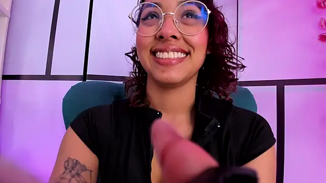 Stripchat cam girl Olivejoness