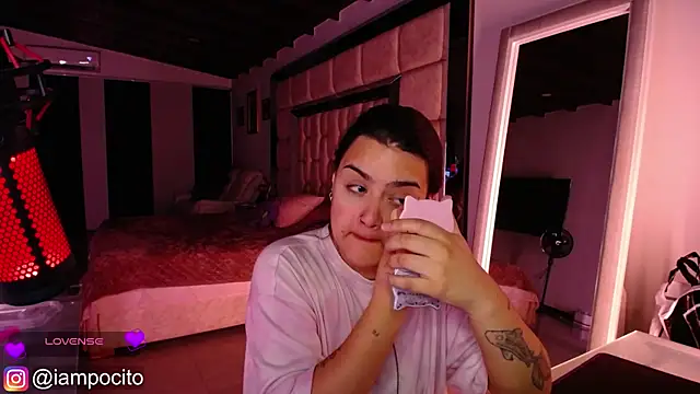 Stripchat cam girl MissPuchi