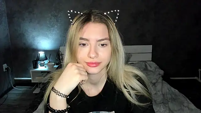 Stripchat cam girl your_Lizzi